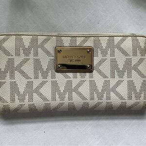 Michael Kors Cream Monogram Wallet